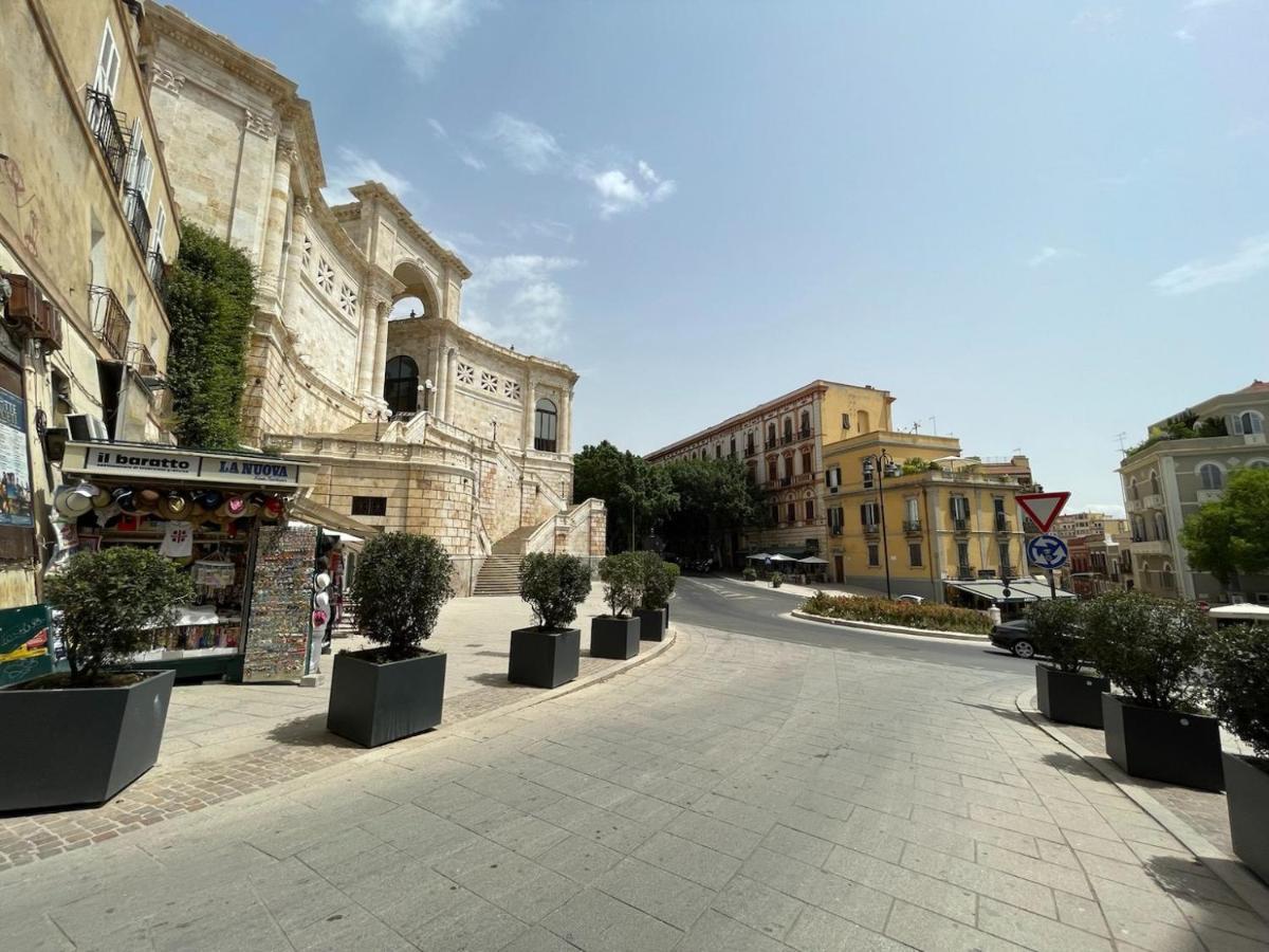 La Terrazza Sul Corso - Premium Apartment Cagliari Zewnętrze zdjęcie